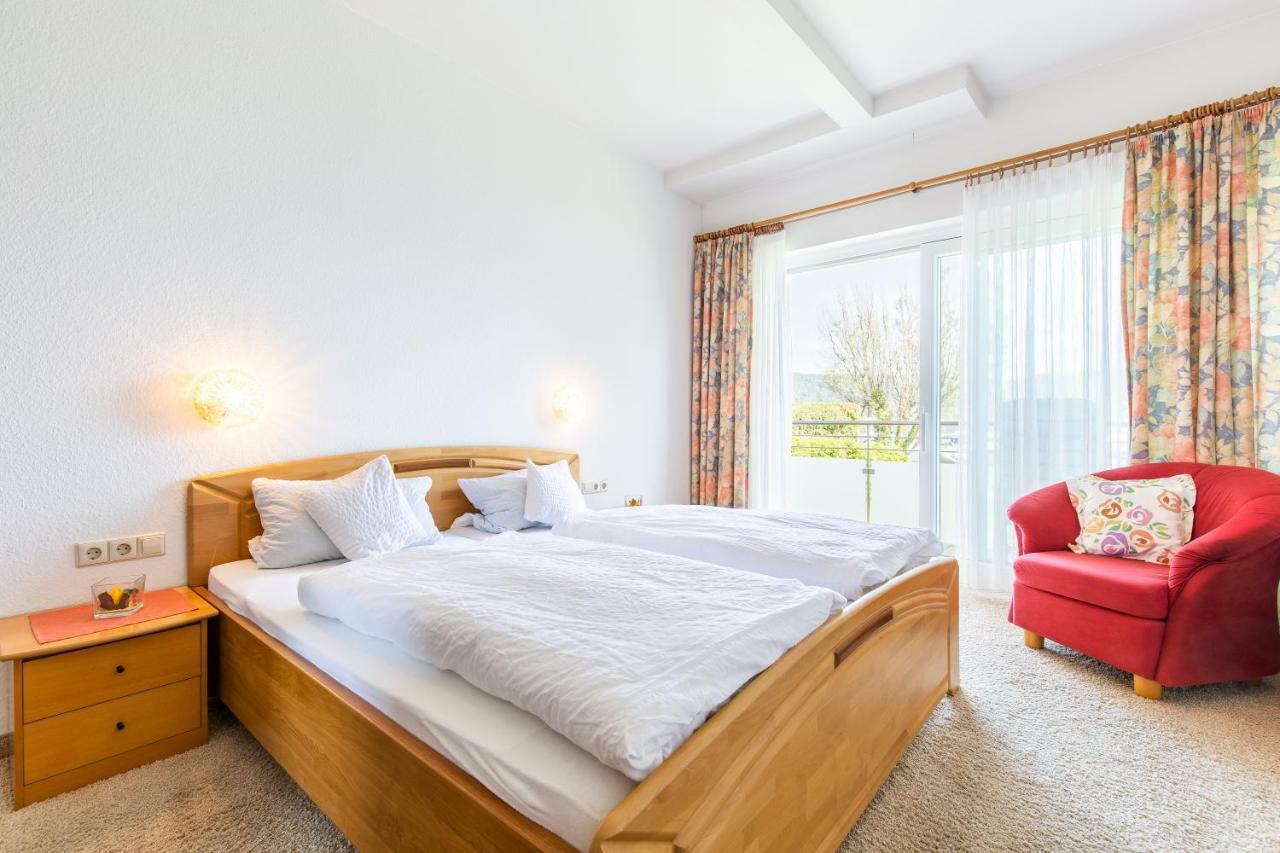 Hotel Pension Cafe Hasler Бодман-Лудвигсхафен Екстериор снимка